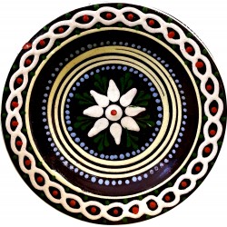 Menší tanierik s kvetom, Pozdišovská keramika