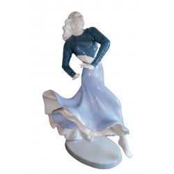 Tanečnica, Royal Dux, porcelán