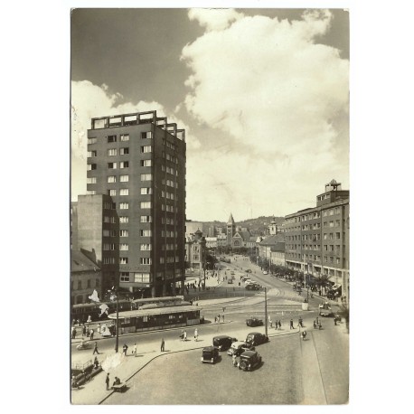 1952 - Bratislava - Stalinovo námestie, čiernobiela fotopohľadnica, Československo