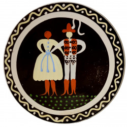 Šuhaj a deva, tanier, Pozdišovská keramika, Československo