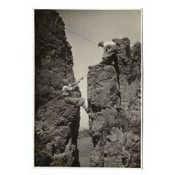 1936 - Horolezci, čiernobiela fotopohľadnica, Československo