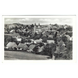 Bystřice nad Pernštejnem, pohľad na mesto, čiernobiela fotopohľadnica, Protektorát Čechy a Morava