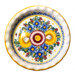 Závesný tanierik s vrúbkovaným okrajom, žltočervené kvety, Modranská keramika, Československo